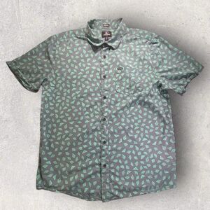 Volcom Shirt Classic Fit Button Up Men XL Green Geometric Abstract